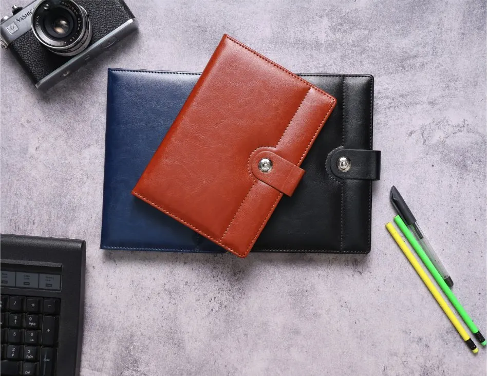 Clasp Notebook