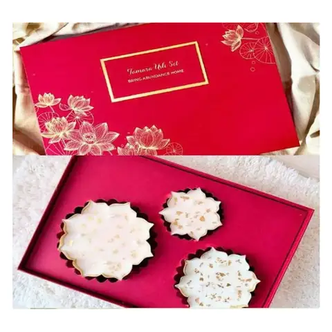 Floral Festive Gift Box